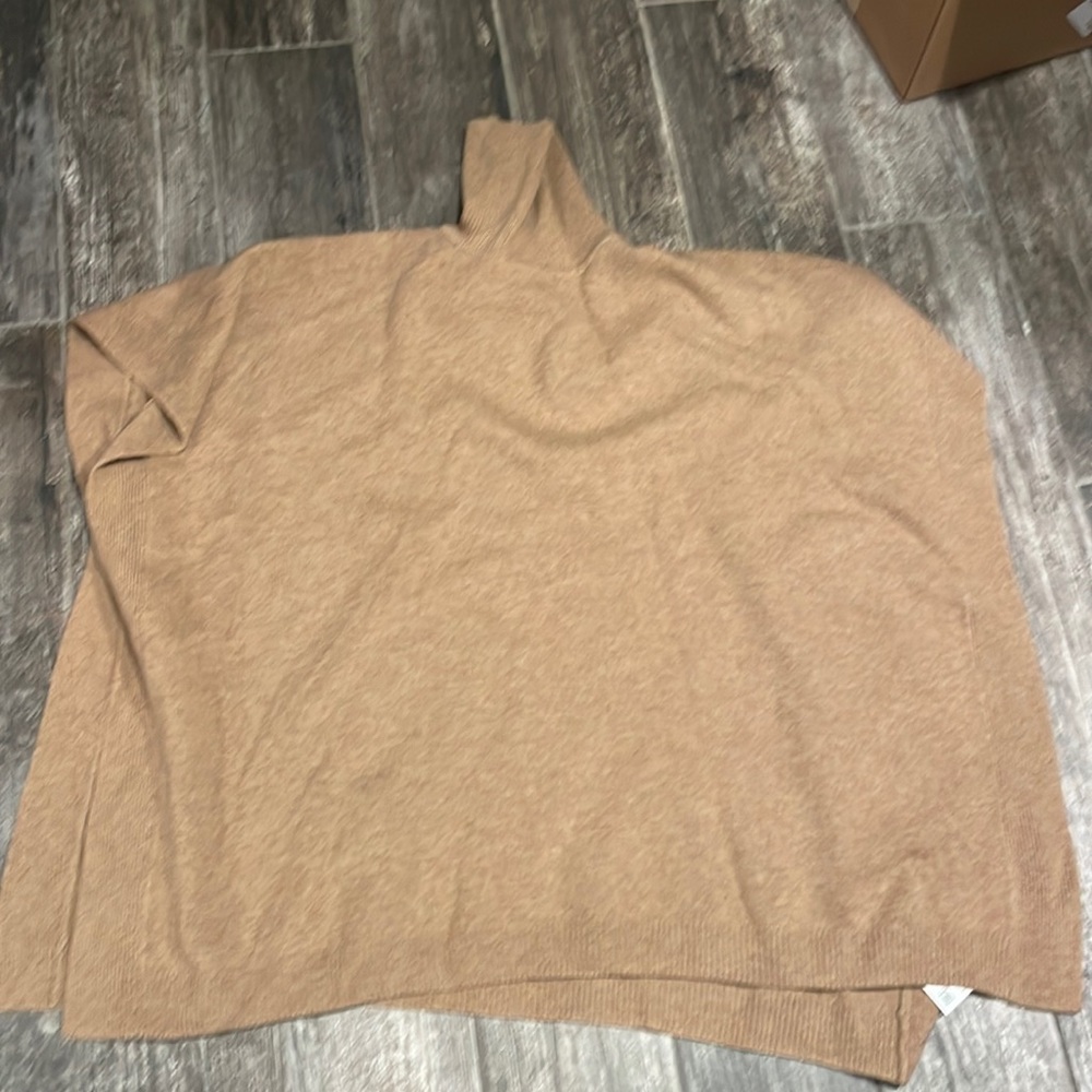 Hugo boss poncho